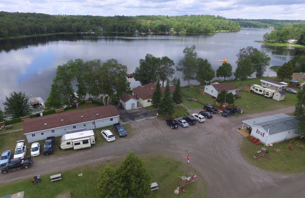 TO BEAR LAKE LODGE Bear Lake Lodge